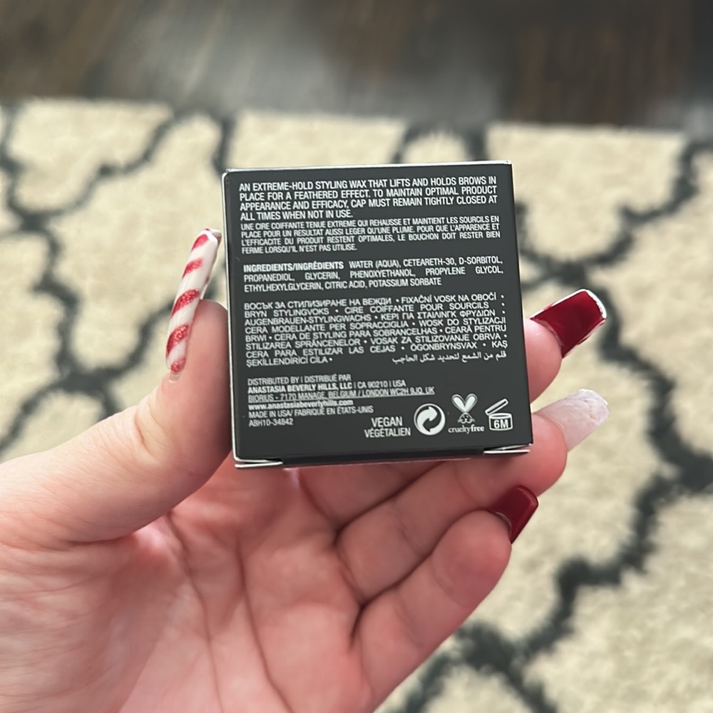 NIB* Anastasia Beverly Hills brow freeze - Picture 5 of 5